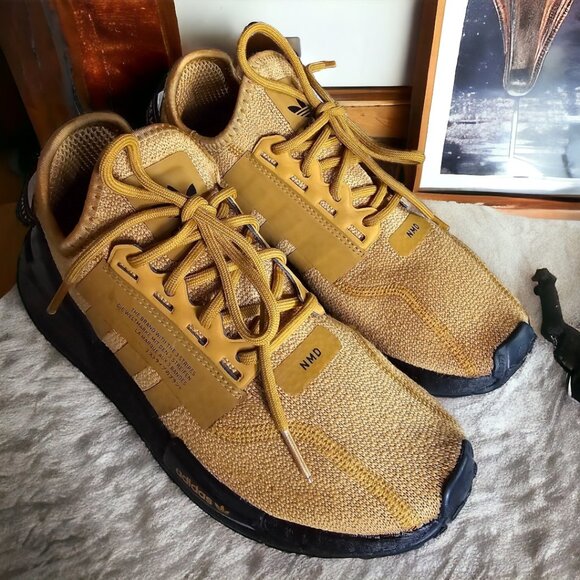 ADIDAS NMD R1 V2 Royal Gold Size 6.5 Womans/5 Youth - Picture 5 of 10